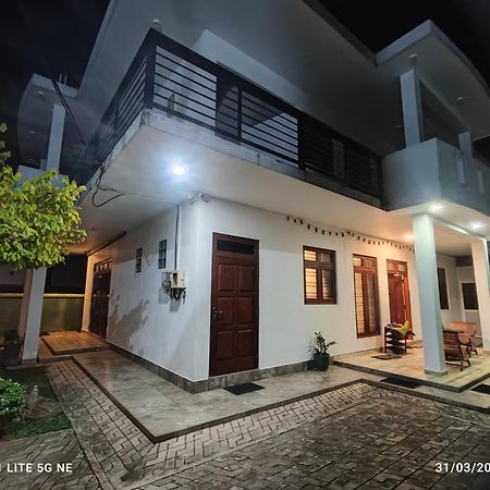 Villa Tanzanite Хиккадува Экстерьер фото