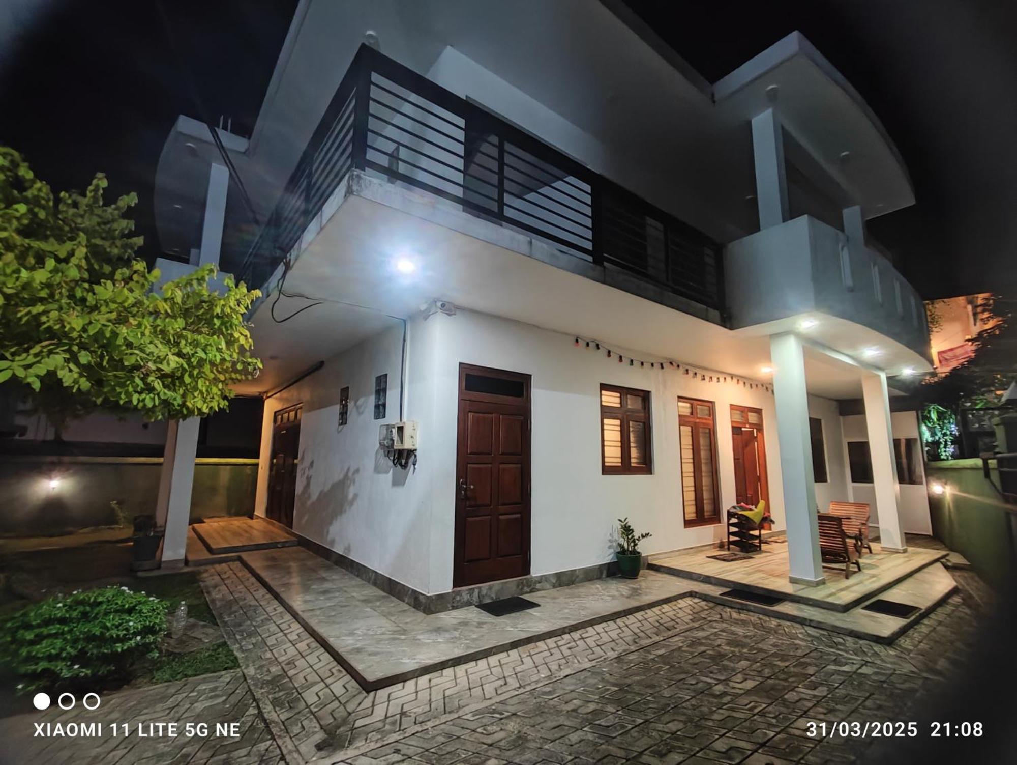 Villa Tanzanite Хиккадува Экстерьер фото